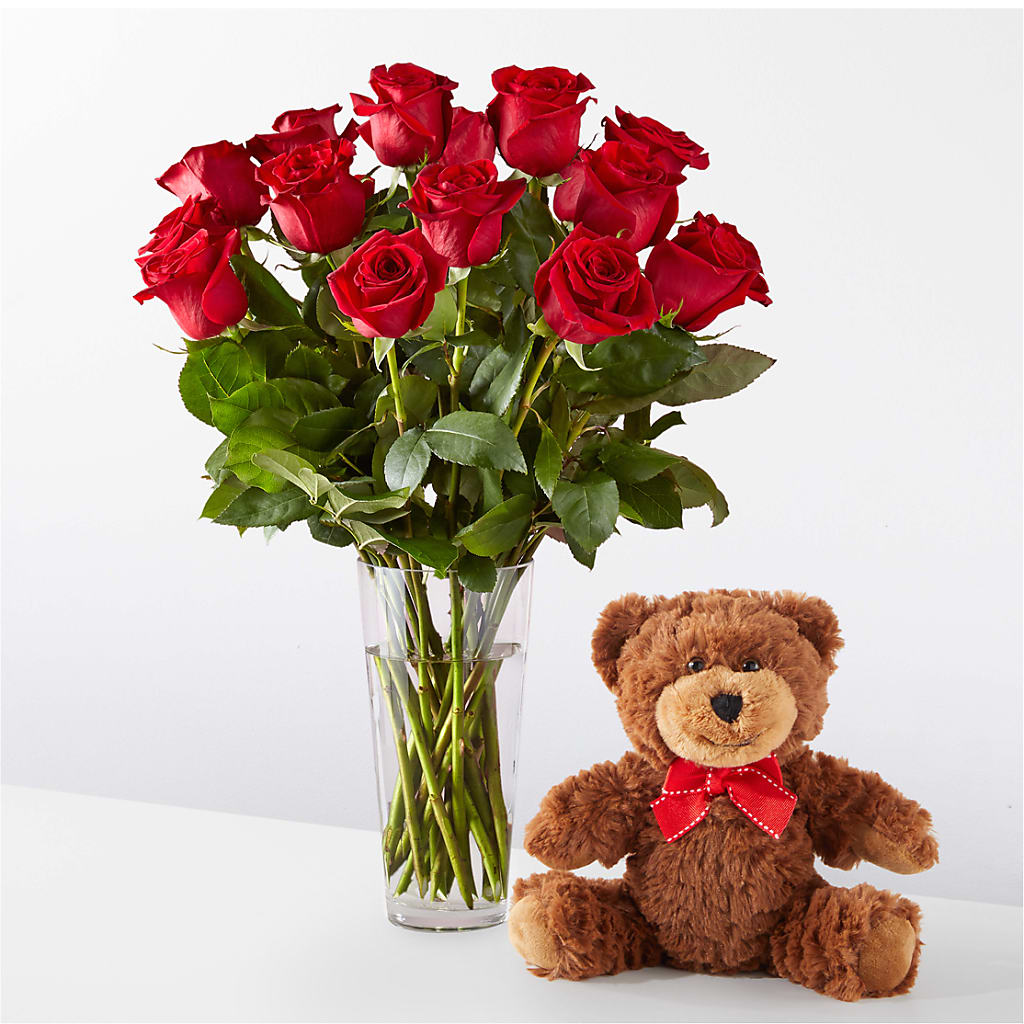 Romantic Long Stem Red Rose Bouquet Bundles – Leekers Floral, Park City KS