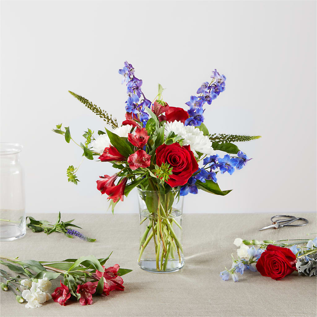 Star Spangled - A Florist Original – Leekers Floral, Park City KS