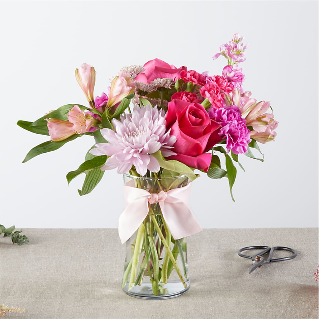 Pink Ribbon - A Florist Original – Leekers Floral, Park City KS
