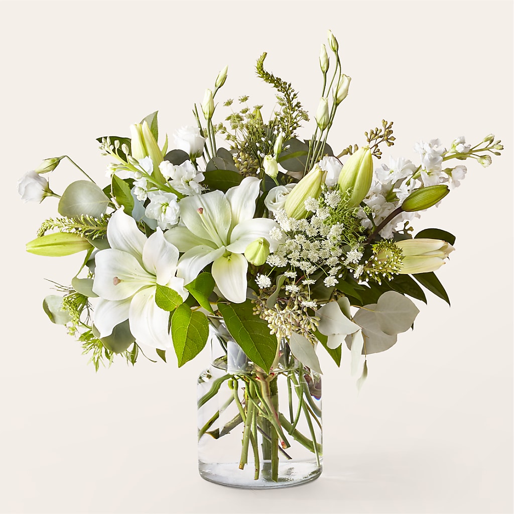Alluring Elegance Bouquet – Leekers Floral, Park City KS
