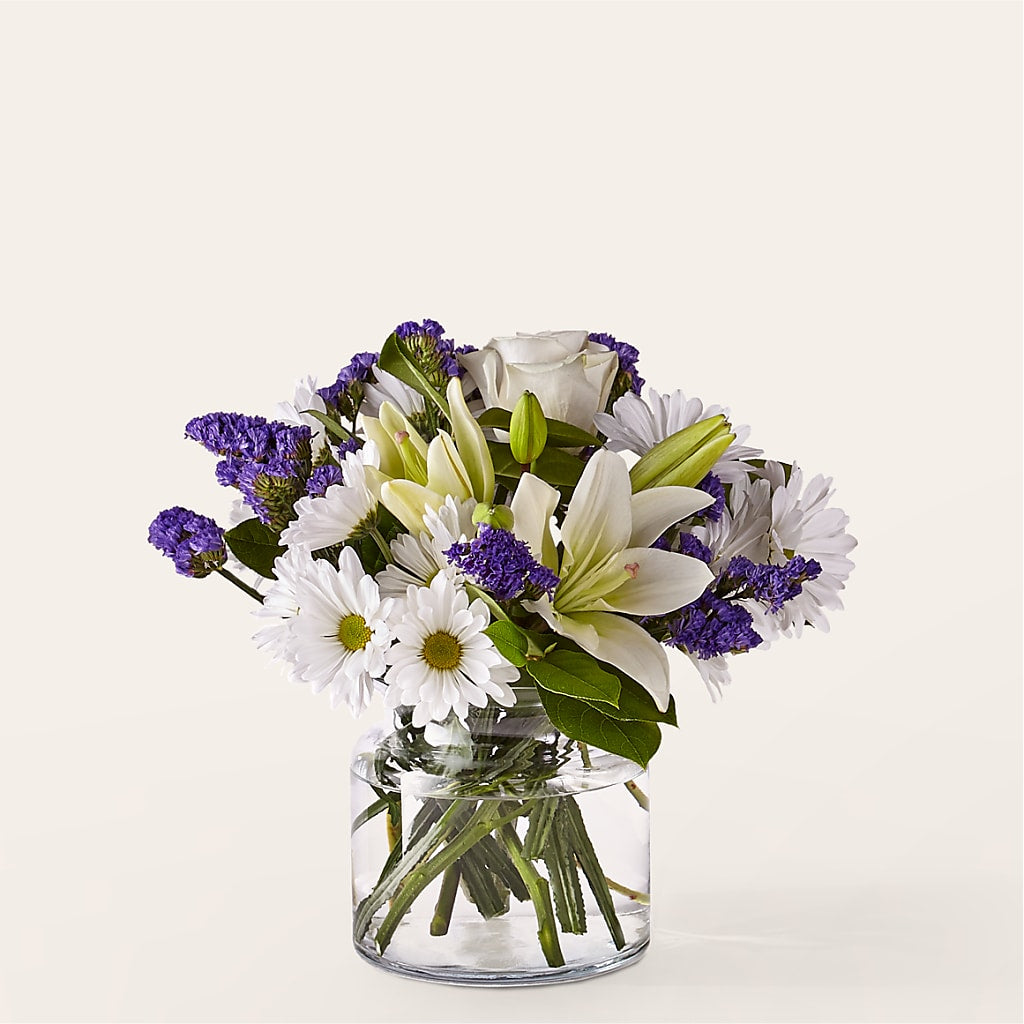 Beyond Blue Bouquet – Leekers Floral, Park City KS