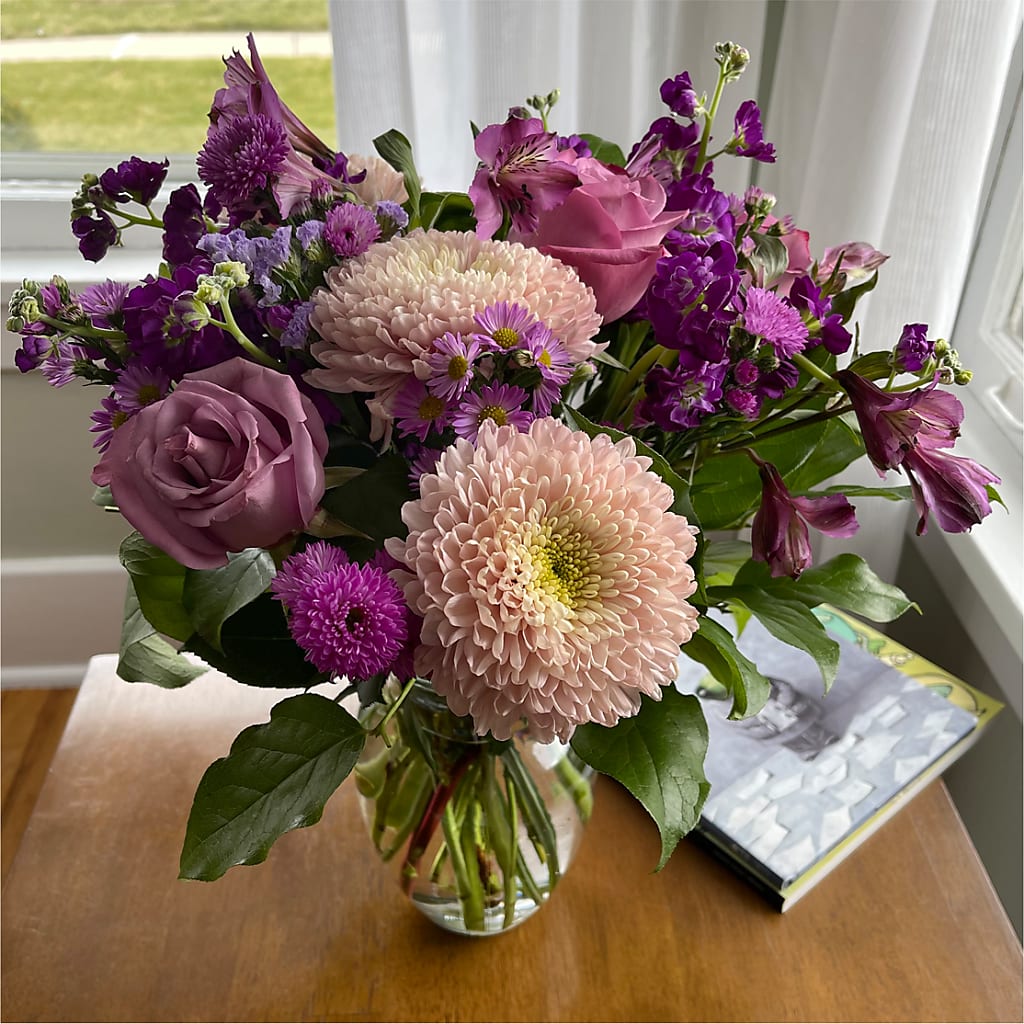 Ultraviolet Bouquet – Leekers Floral, Park City KS