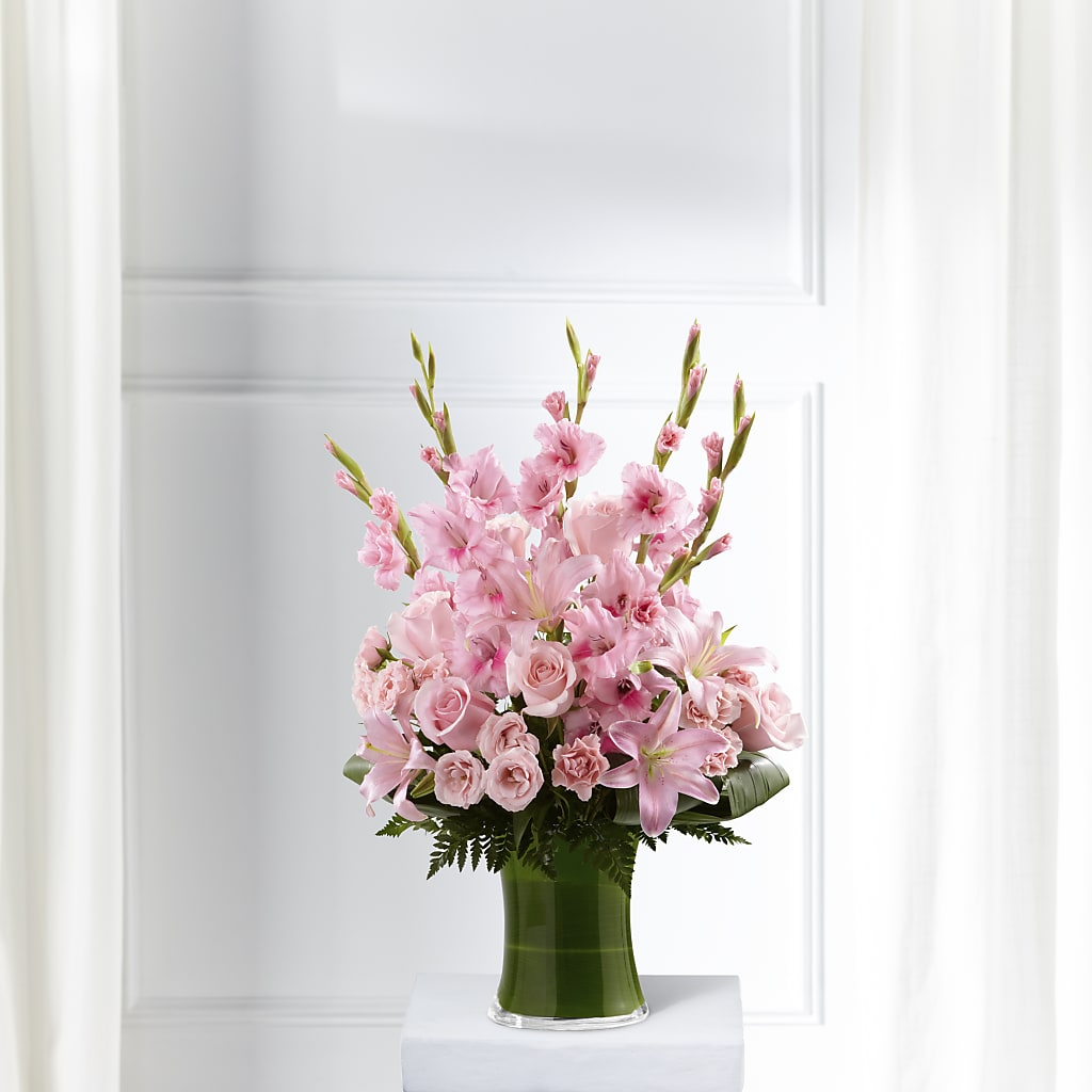 Lovely Tribute Bouquet – Leekers Floral, Park City KS