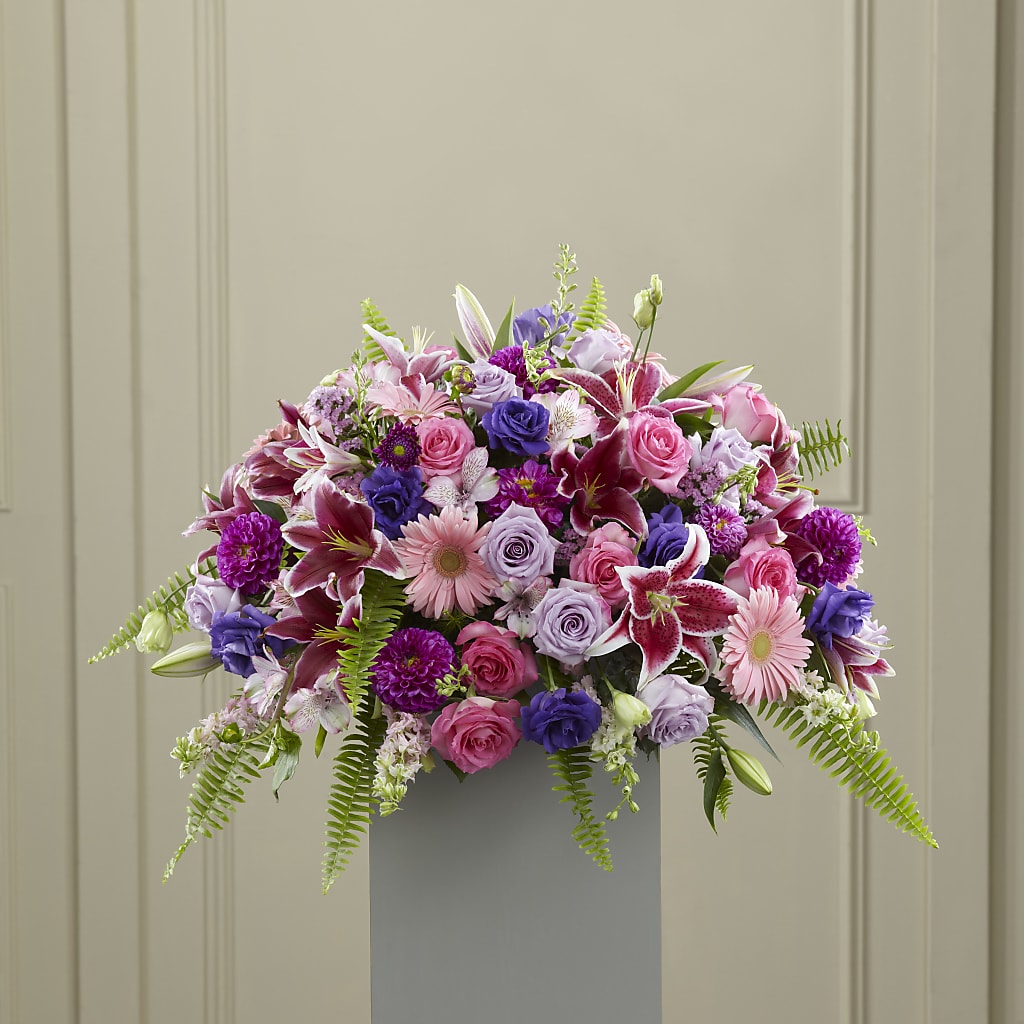 Fare Thee Well Pedestal – Leekers Floral, Park City KS