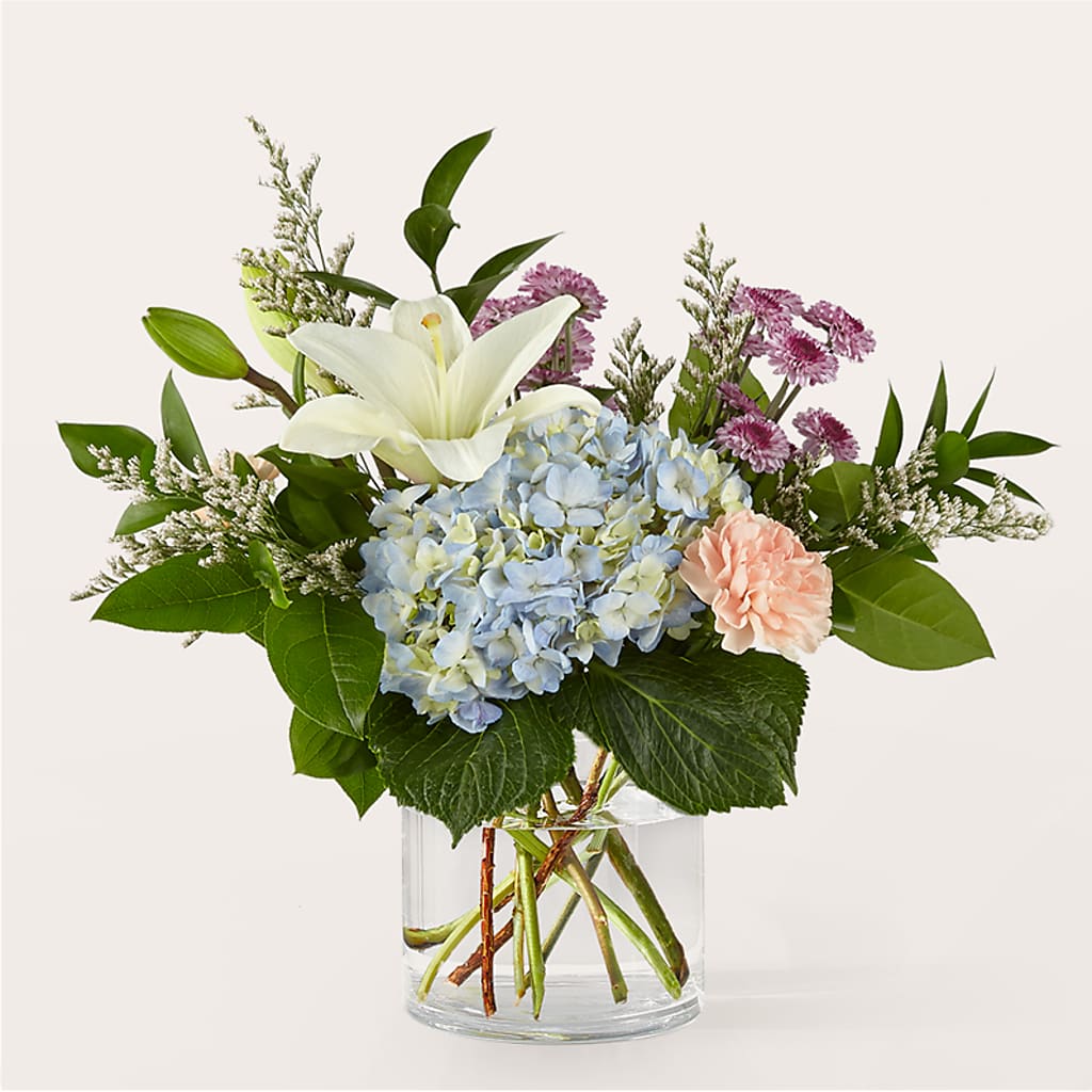 Slow Mornings Bouquet – Leekers Floral, Park City KS