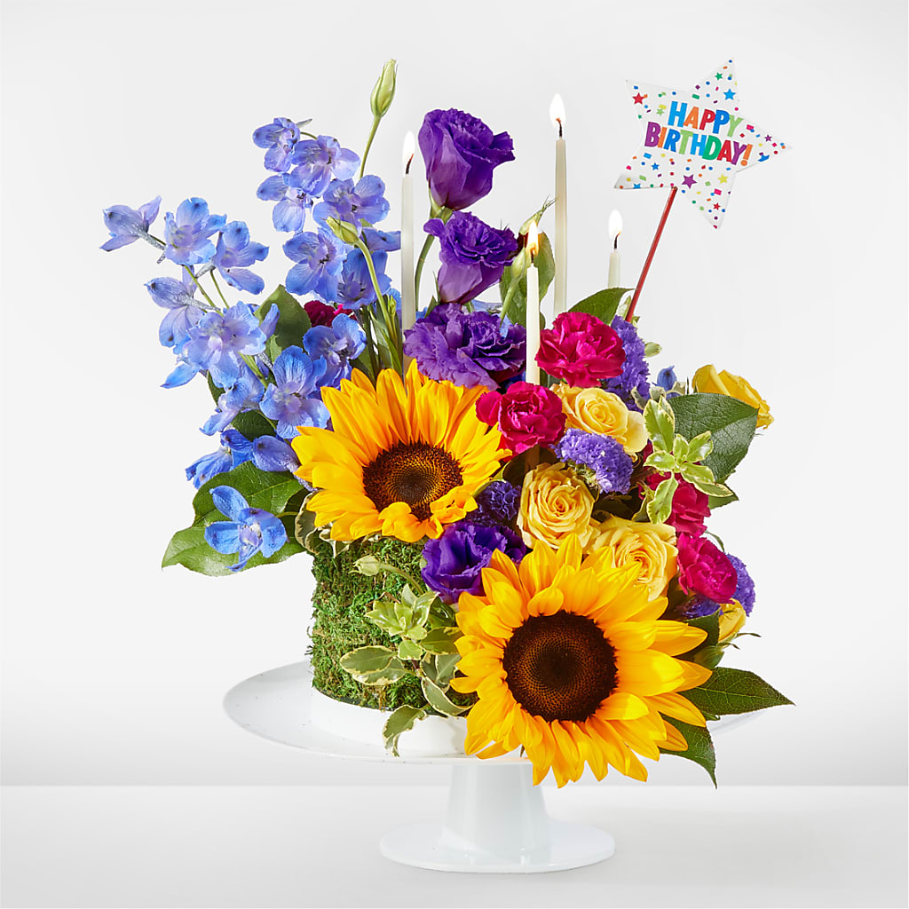 Star of the Day Floral Cake – Leekers Floral, Park City KS