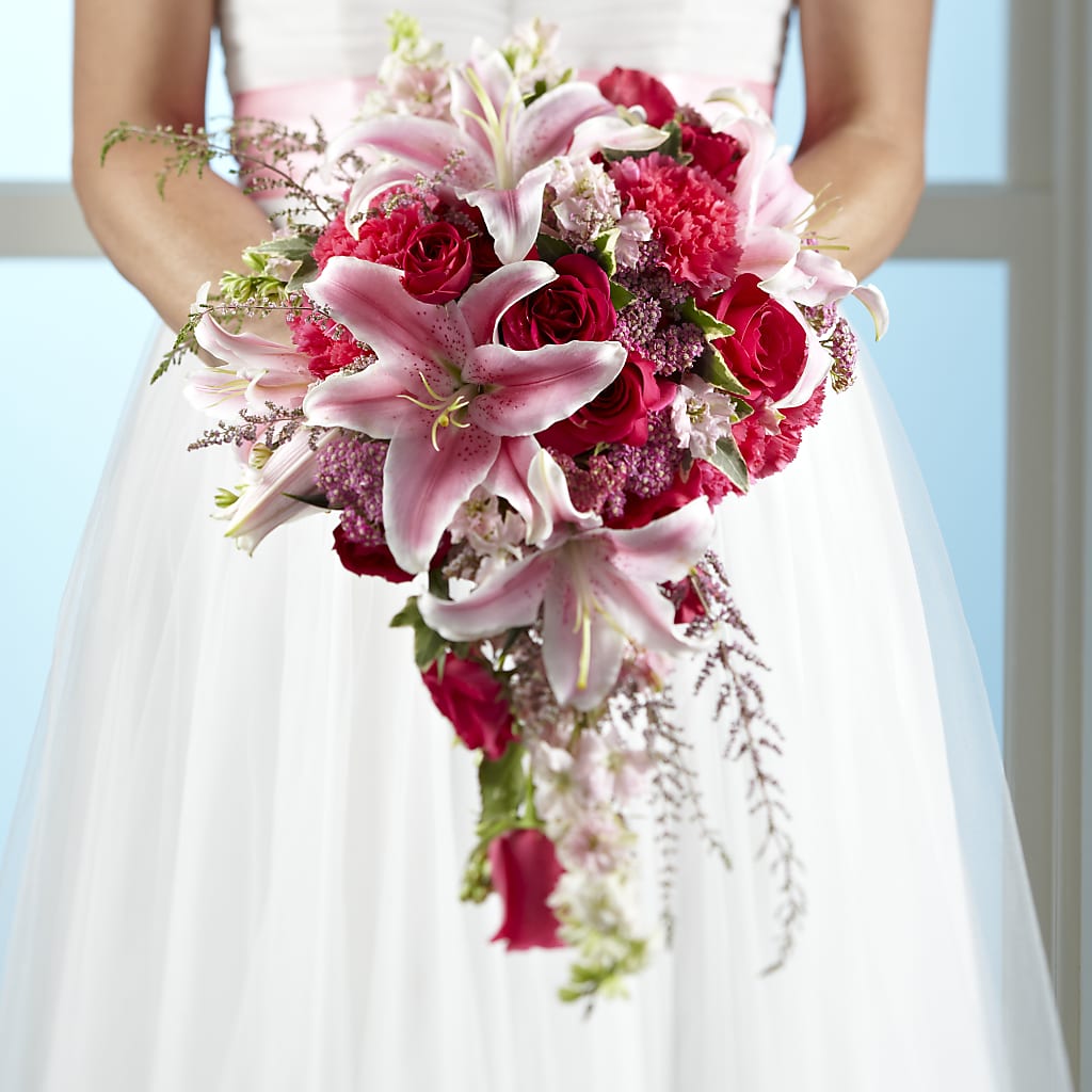 Lily & Rose Bouquet – Leekers Floral, Park City KS
