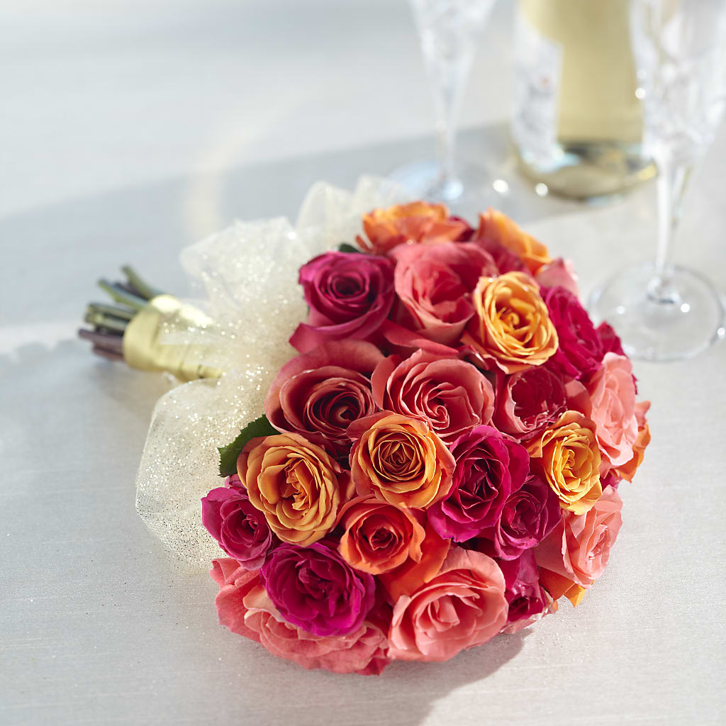 Sweet Roses Bouquet – Leekers Floral, Park City KS