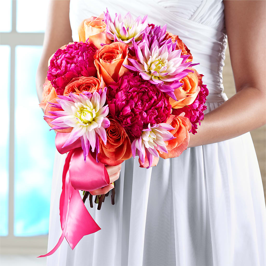 New Love Bouquet – Leekers Floral, Park City KS