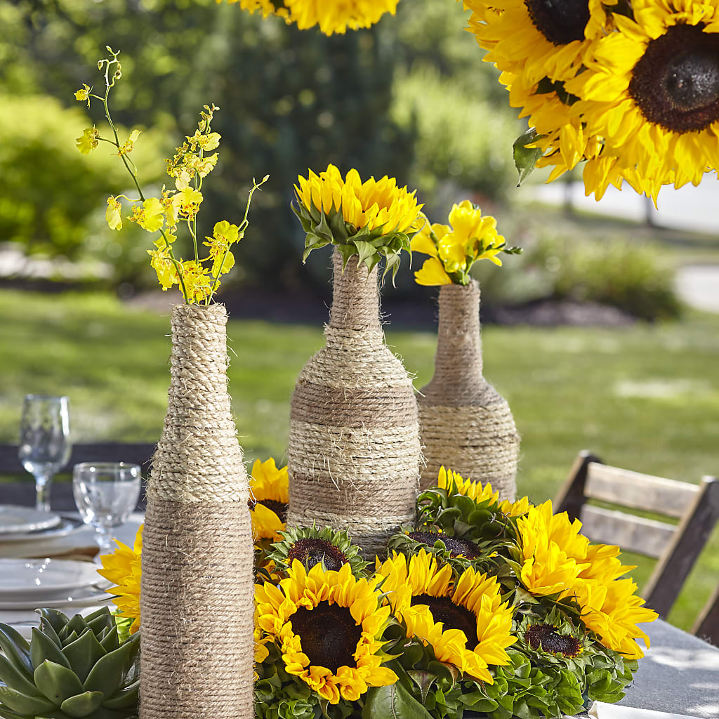 Sublime Garden Centerpiece – Leekers Floral, Park City KS