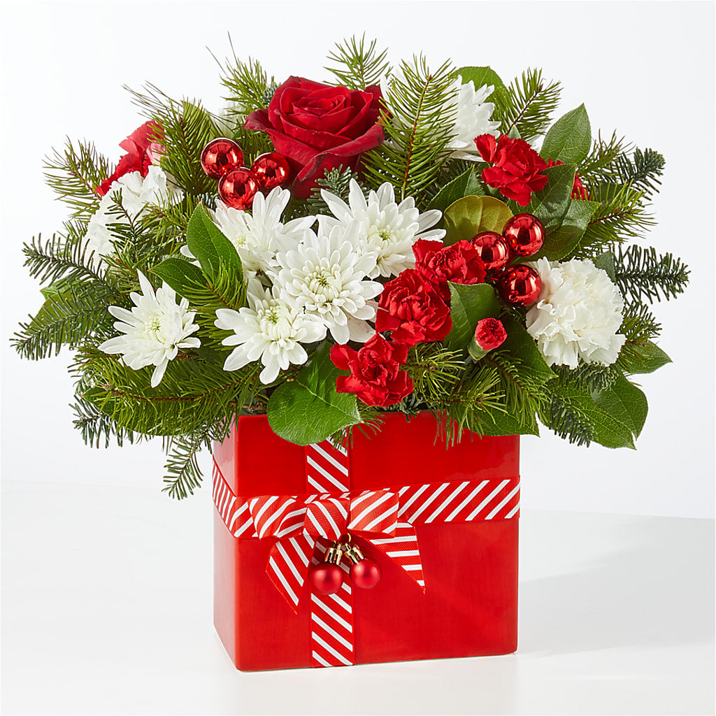 Presents Under the Tree Bouquet –  Leekers Floral, Park City KS