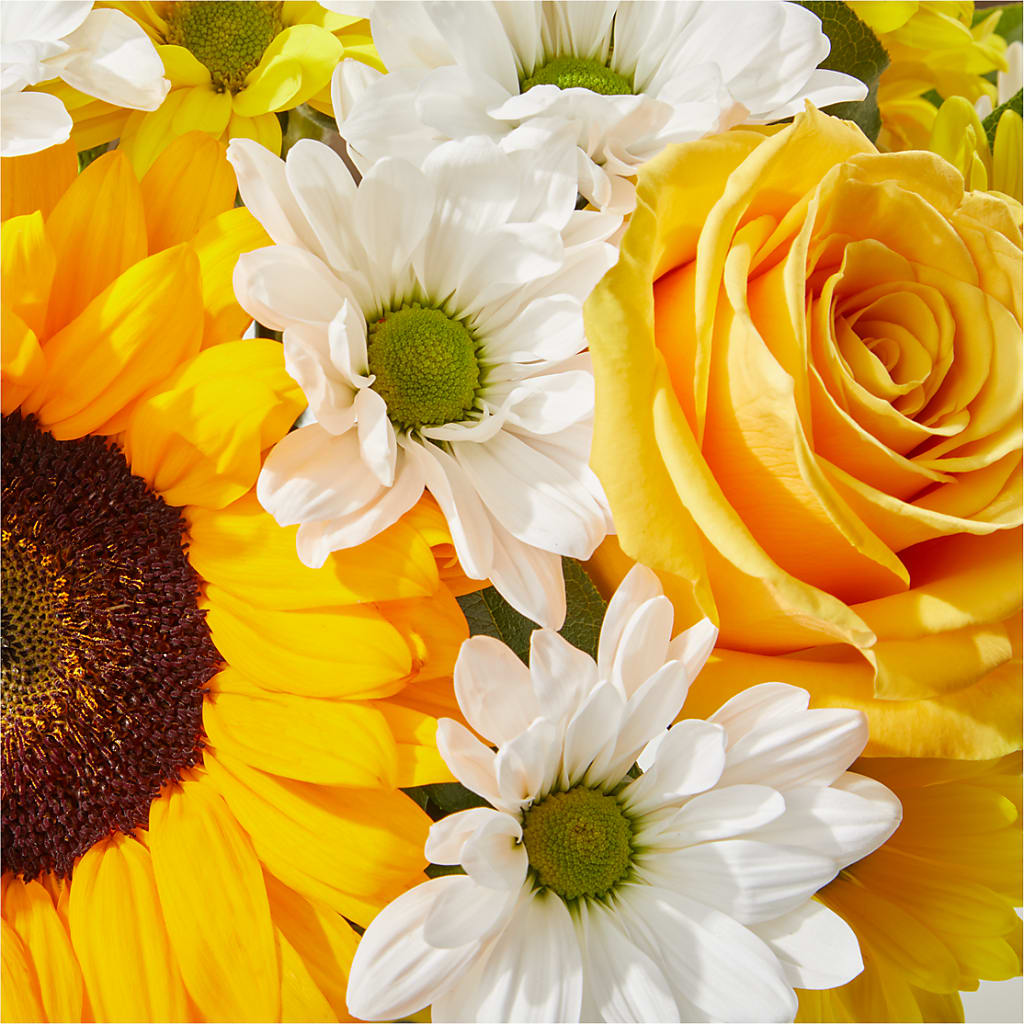 Be Happy Bouquet –  Leekers Floral, Park City KS