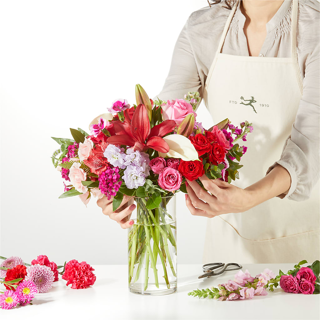 Swooning Over You - A Luxury Florist Original –  Leekers Floral, Park City KS