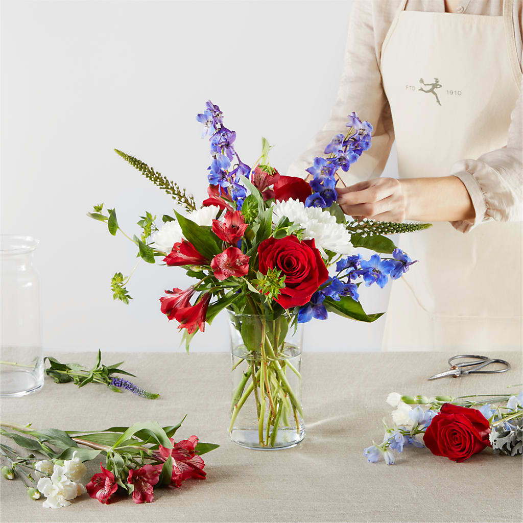 Star Spangled - A Florist Original –  Leekers Floral, Park City KS