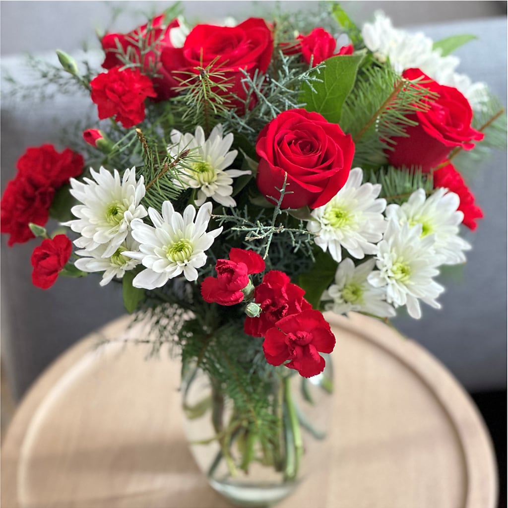 Seasonal Magic Bouquet –  Leekers Floral, Park City KS