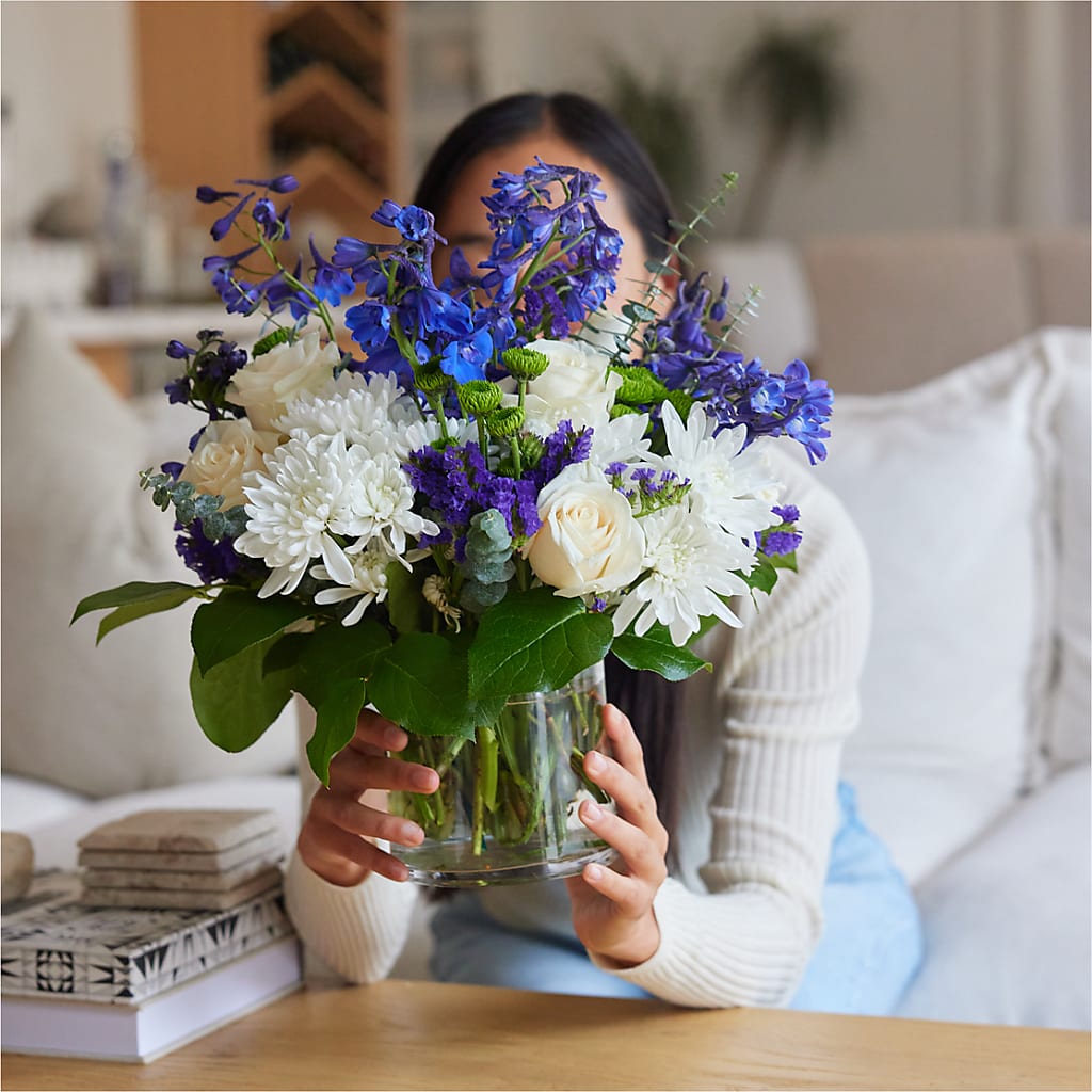 Cerulean Waves Bouquet –  Leekers Floral, Park City KS