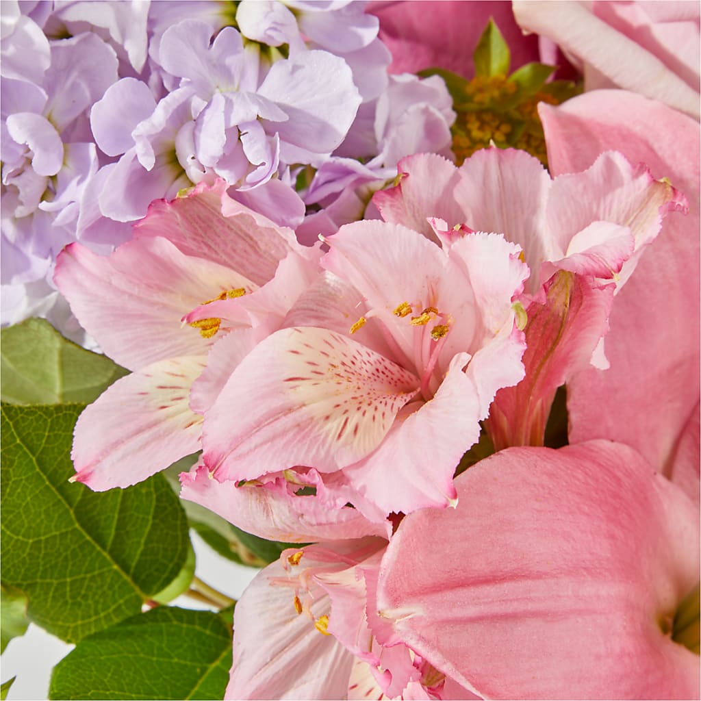 The Crown Jewel Bouquet –  Leekers Floral, Park City KS