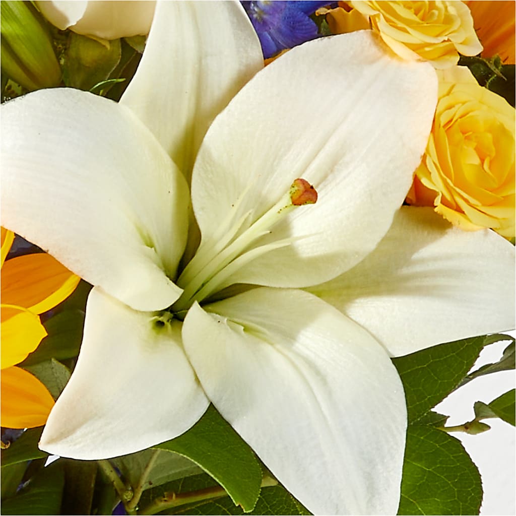 Wonderfully Sunny Bouquet –  Leekers Floral, Park City KS