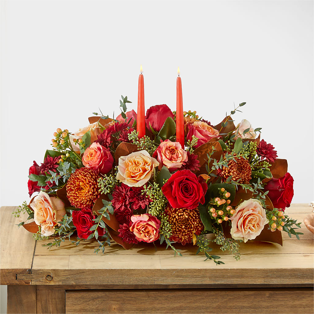 Gather Near Centerpiece –  Leekers Floral, Park City KS