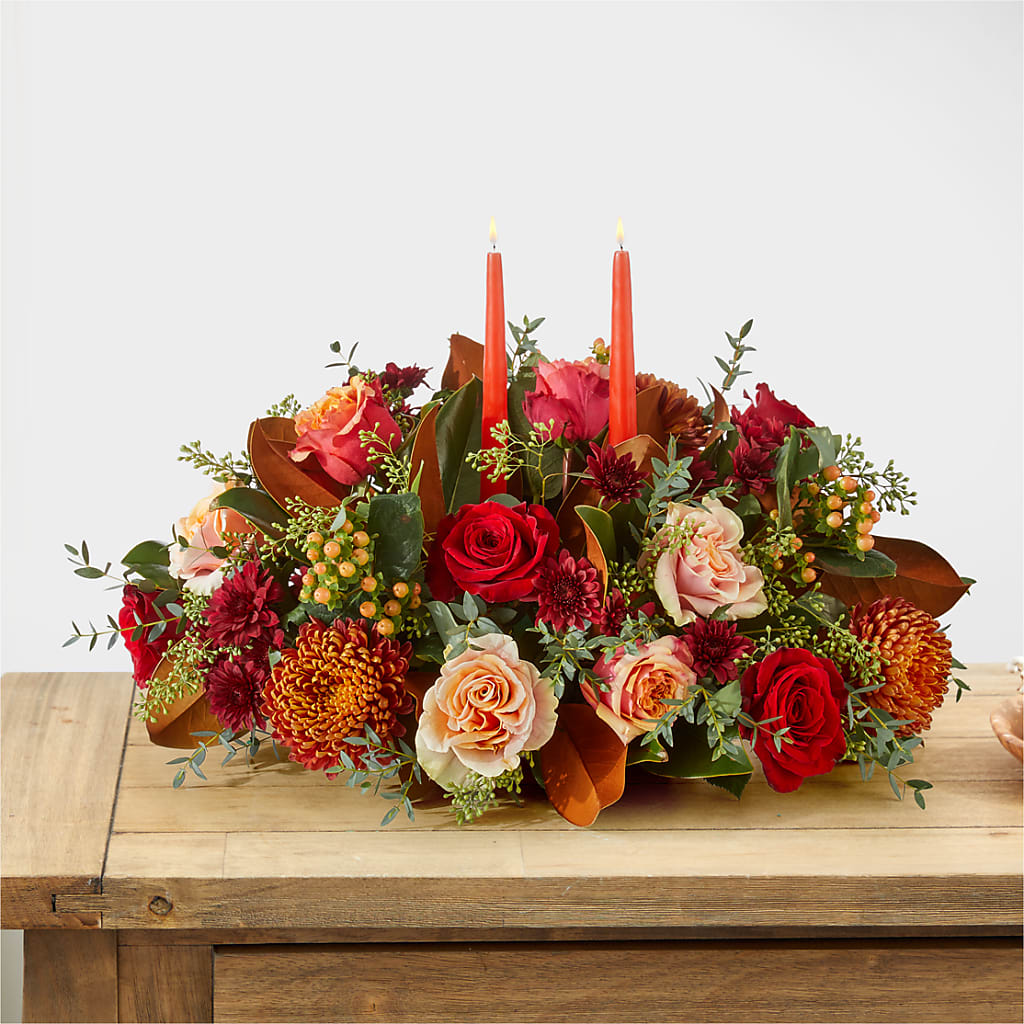 Gather Near Centerpiece –  Leekers Floral, Park City KS