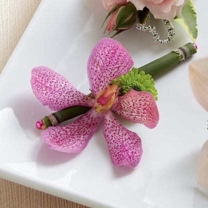 Pink Mokara Boutonniere –  Leekers Floral, Park City KS