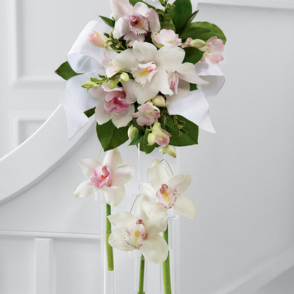 Perfect Entrance Pew Arrangement –  Leekers Floral, Park City KS