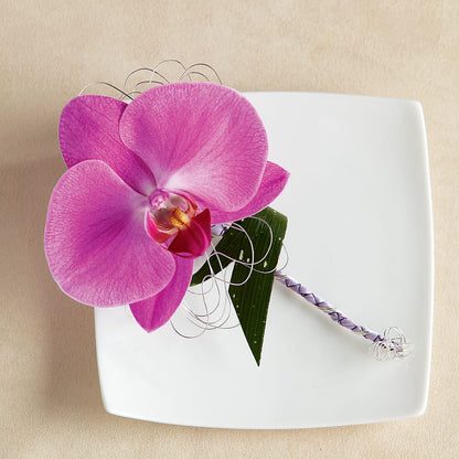Glorious Boutonniere –  Leekers Floral, Park City KS