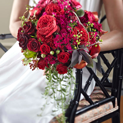 Pure Grace Bouquet –  Leekers Floral, Park City KS