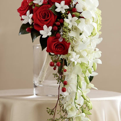 Here Comes the Bride Bouquet –  Leekers Floral, Park City KS